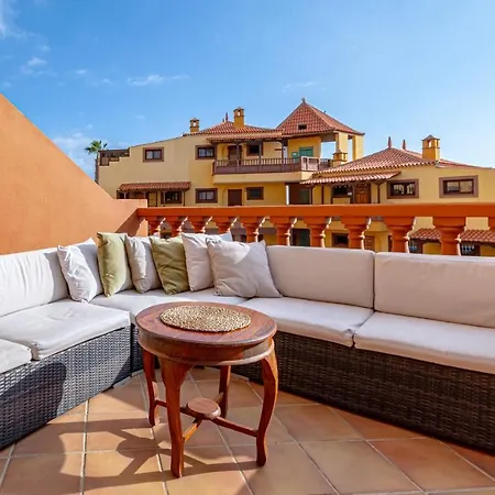 شقة Elegant Elite Palace Apartment أذيخي
