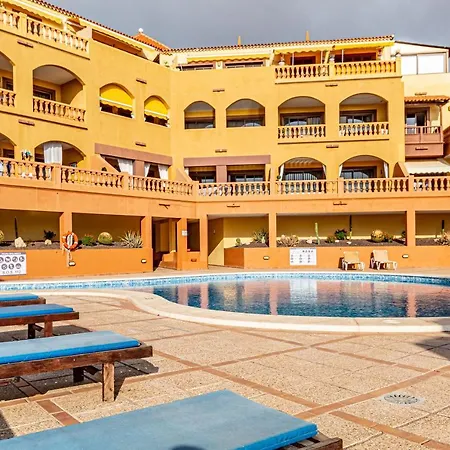 Elegant Elite Palace Apartment شقة